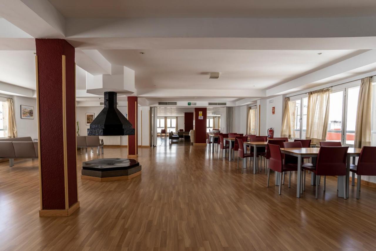 Albergue Inturjoven Сиера Невада Екстериор снимка
