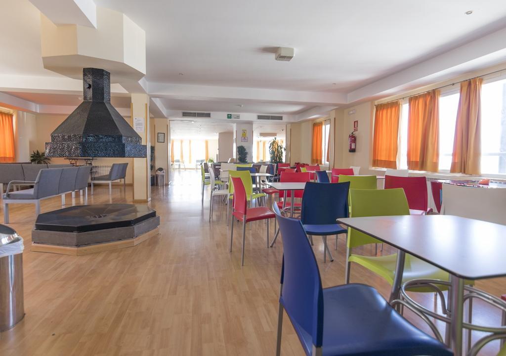 Albergue Inturjoven Сиера Невада Екстериор снимка