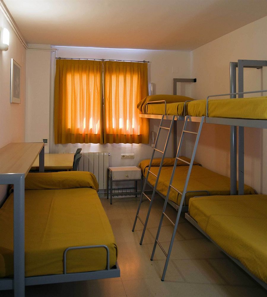 Albergue Inturjoven Сиера Невада Екстериор снимка